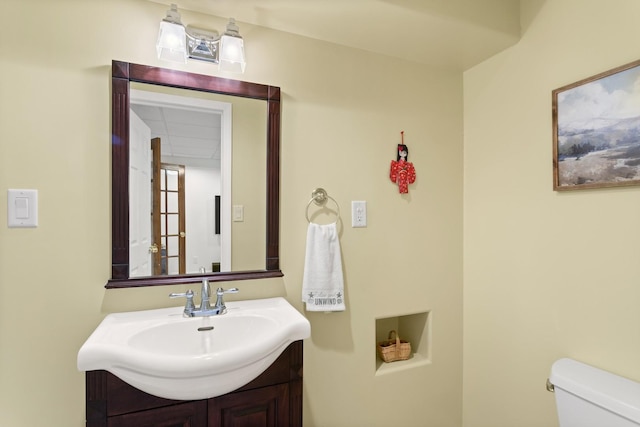 2731 Wolf River Ct, Naperville, IL 60565 - bathroom with toilet and vanity