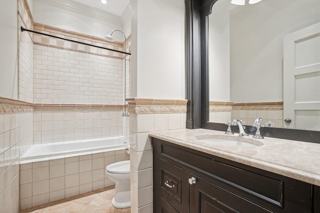 3926 N Greenview Ave, Chicago, IL 60613 - full bath with toilet, crown molding, vanity, tiled shower / bath, and tile walls
