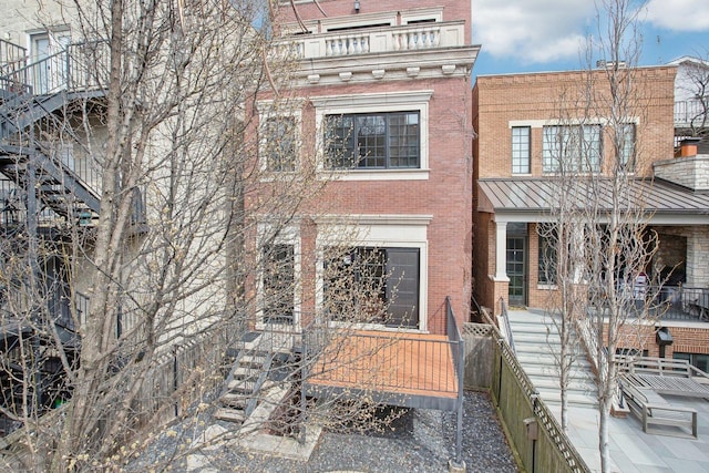 3926 N Greenview Ave, Chicago, IL 60613 - back of property with brick siding
