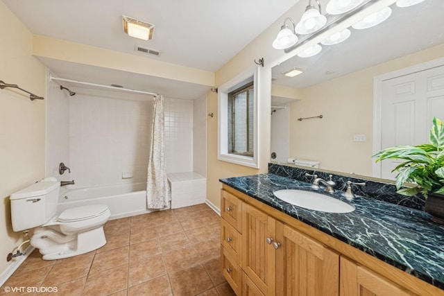 4332 Camelot Cir, Naperville, IL 60564 - full bath with toilet, vanity, shower / tub combo with curtain, baseboards, and tile patterned floors