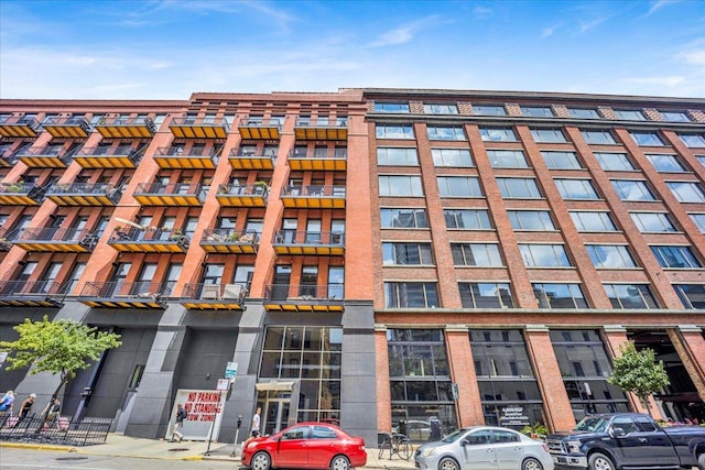 616 W Fulton St Unit 212, Chicago, IL 60661 - view of apartment building / complex
