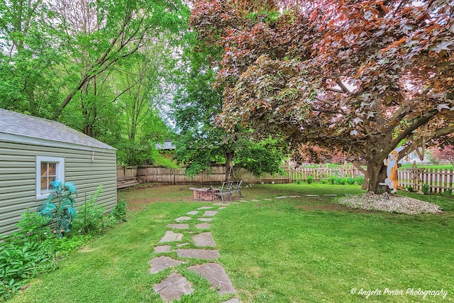617 Colville Pl, Waukegan, IL 60087 - view of yard featuring an outdoor fire pit