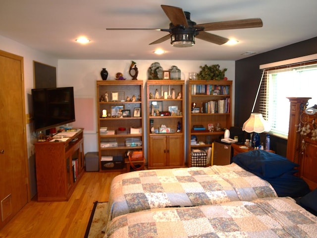 111 Magnolia Ln, Lindenhurst, IL 60046 - bedroom with light wood-style flooring