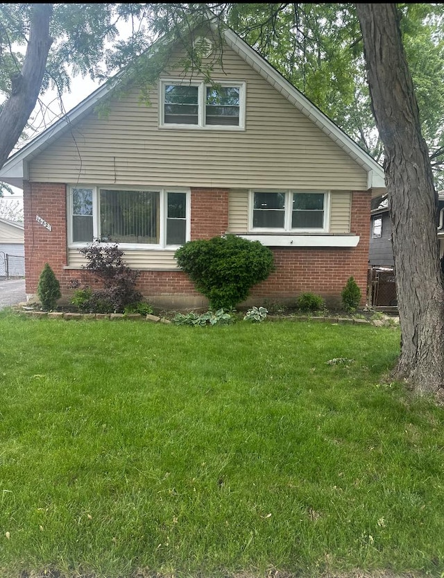 16827 Glen Oaks Dr, Country Club Hills, IL 60478 - photo 1