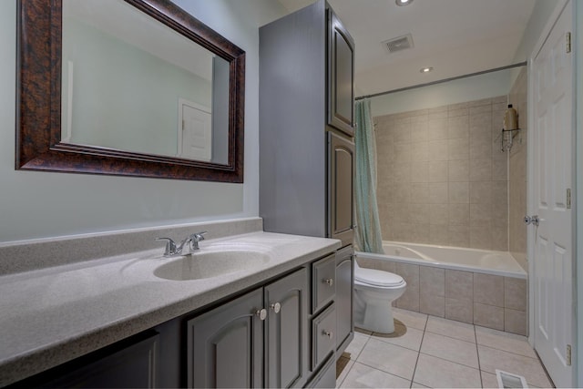 833 Summerfield Dr, Roselle, IL 60172 - full bath with toilet, vanity, tile patterned flooring, tiled shower / bath, and recessed lighting