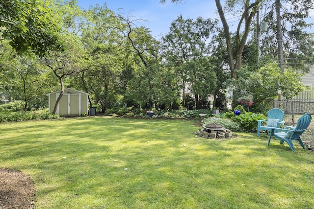 931 Sunset Rd, Wheaton, IL 60189 - view of yard with an outdoor fire pit