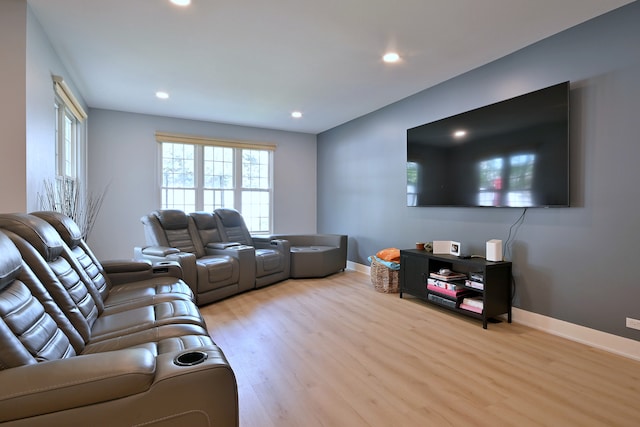 1422 Deer Creek Ln, Lake In The Hills, IL 60156 - living area featuring light wood-style floors, recessed lighting, and baseboards