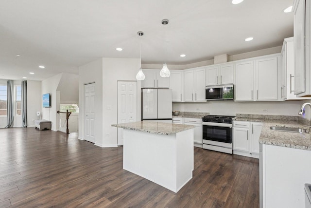 1911 Continental Ave, Naperville, IL 60563 - photo 2