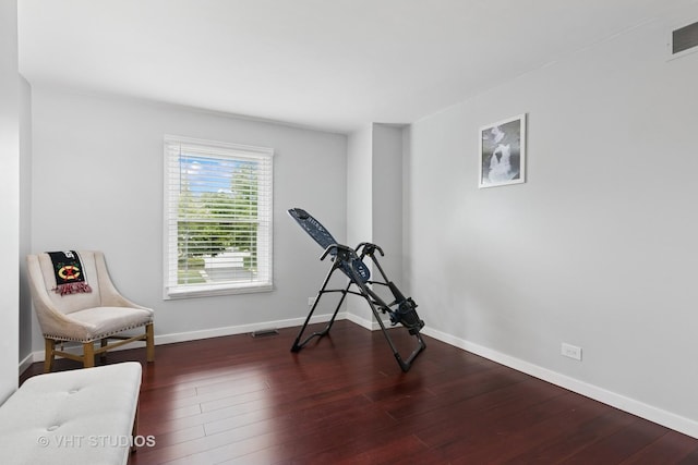 1981 White Oak Dr, Algonquin, IL 60102 - exercise room featuring wood finished floors and baseboards