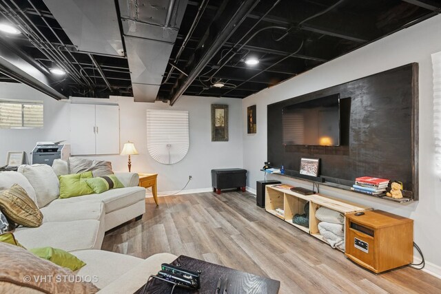 1981 White Oak Dr, Algonquin, IL 60102 - living room with wood finished floors and baseboards