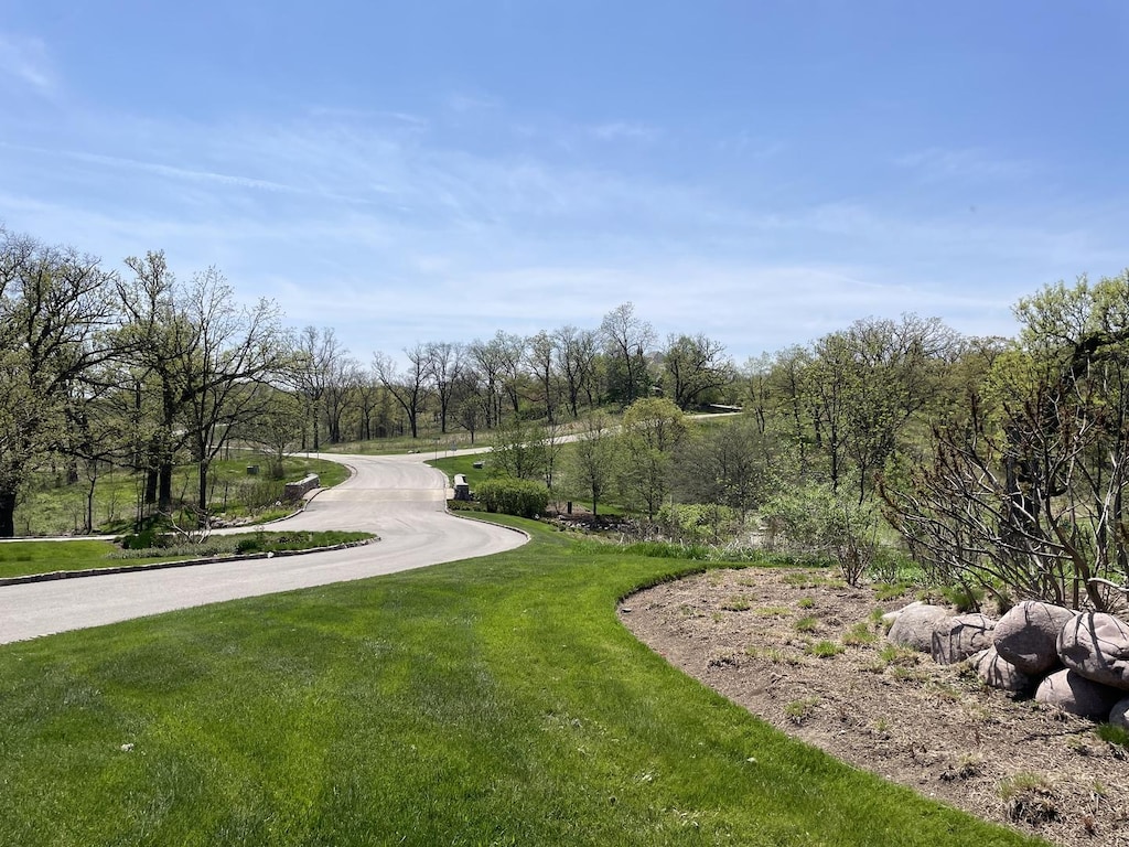 1511 W Longwood Dr, Bull Valley, IL 60098 - photo 1