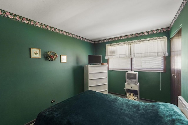 20048 Orchard Ave, Lynwood, IL 60411 - bedroom featuring baseboards