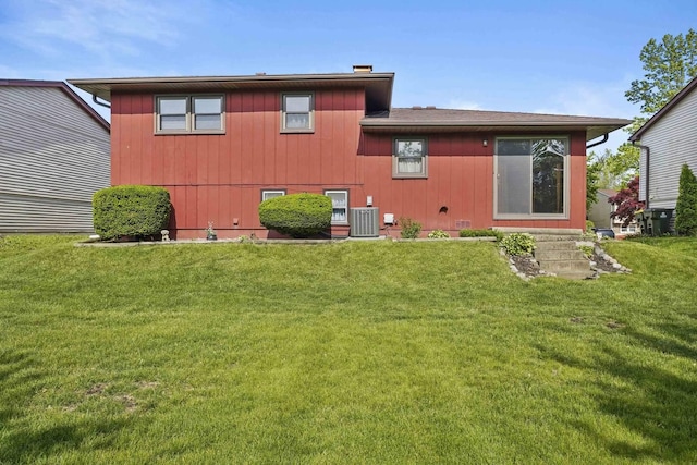 20048 Orchard Ave, Lynwood, IL 60411 - back of property with a yard and cooling unit