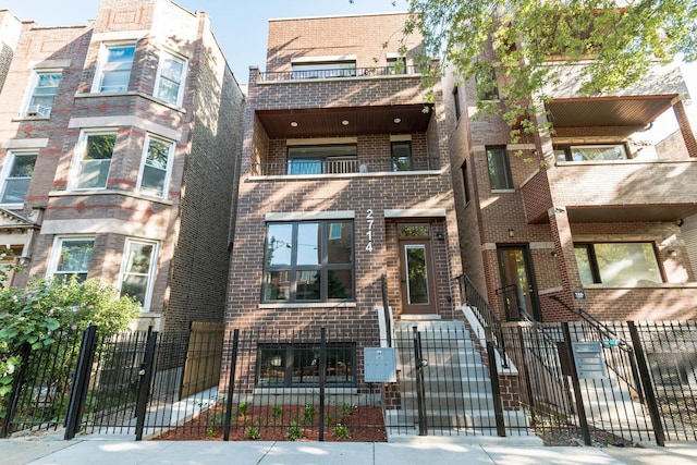 2714 W Cortez St Unit 1, Chicago, IL 60622 - view of property with a fenced front yard