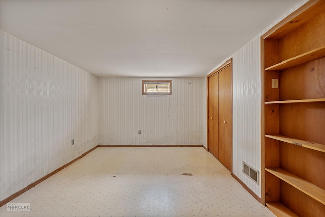 337 George St, Sycamore, IL 60178 - view of below grade area