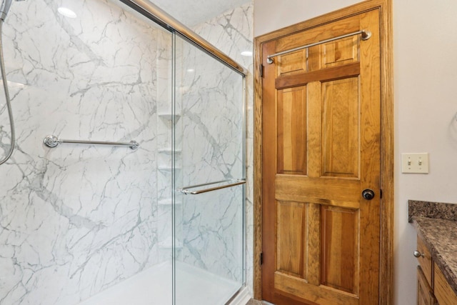N61W14730 Woodcrest Ct, Menomonee Falls, WI 53051 - full bath with a marble finish shower and vanity