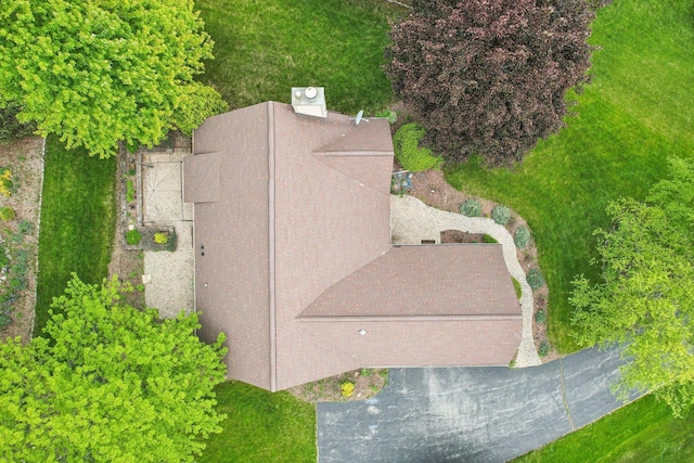 N61W14730 Woodcrest Ct, Menomonee Falls, WI 53051 - aerial view of property and surrounding area