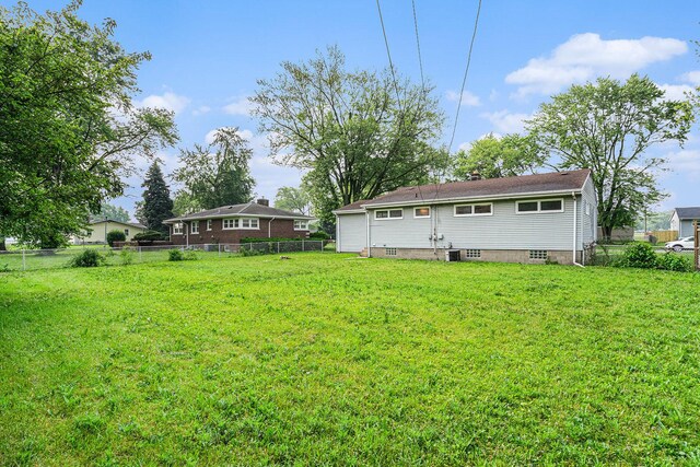 2258 177th St, Lansing, IL 60438 - view of yard featuring central AC