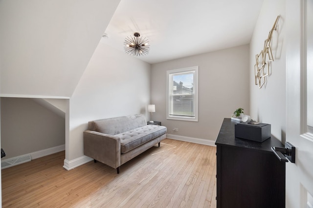 791 N Michigan St, Elmhurst, IL 60126 - living area featuring light wood-style floors and baseboards