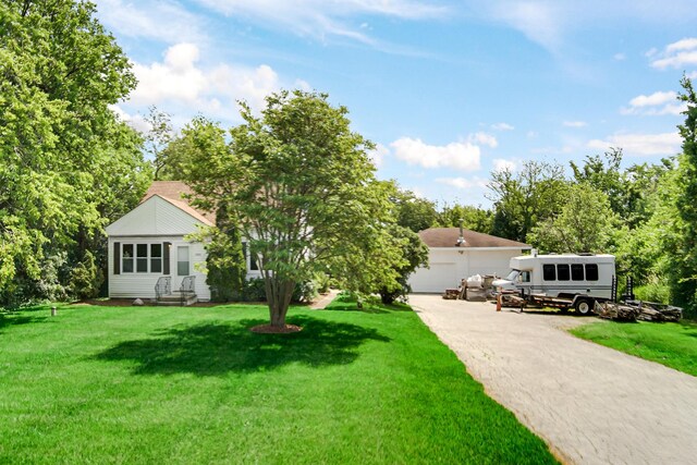 20801 Western Ave, Chicago Heights, IL 60411 - obstructed view of property with a front lawn