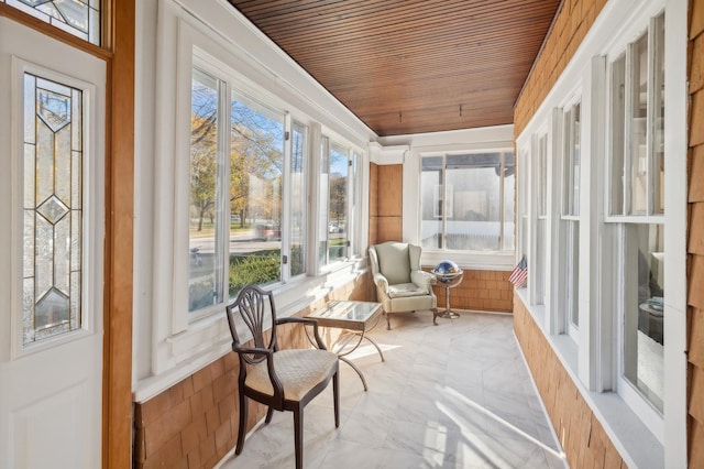 212 S Austin Blvd, Oak Park, IL 60304 - sunroom featuring wooden ceiling