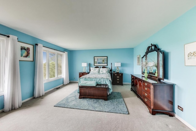 1226 Beau Dr, Park Ridge, IL 60068 - bedroom featuring light carpet and baseboards
