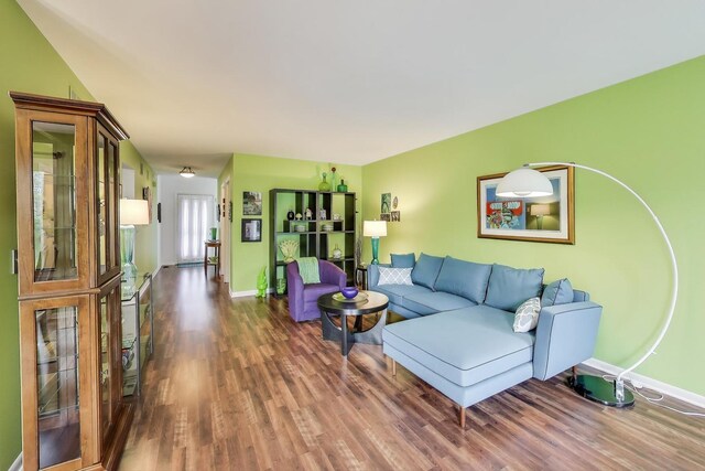 1226 Beau Dr, Park Ridge, IL 60068 - living area with wood finished floors and baseboards
