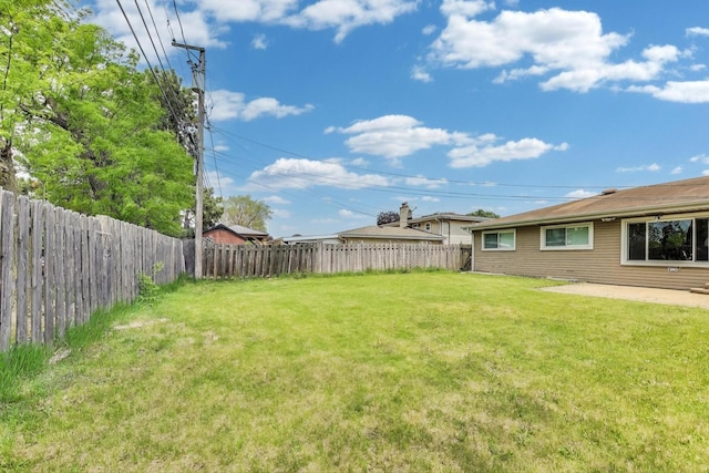 1564 Webster Ln, Des Plaines, IL 60018 - view of yard with a patio area