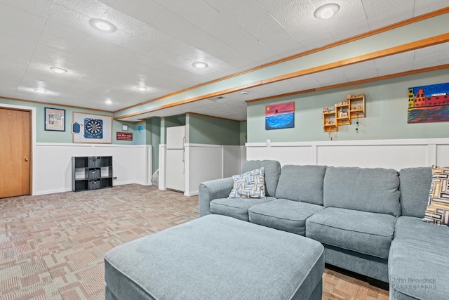 7 Farmington Ct, Lake In The Hills, IL 60156 - carpeted living area featuring recessed lighting
