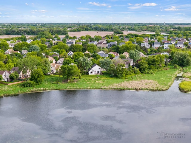 7 Farmington Ct, Lake In The Hills, IL 60156 - aerial perspective of suburban area with a large body of water