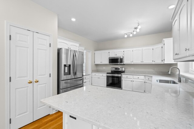 2311 Leverenz Rd, Naperville, IL 60564 - photo 3