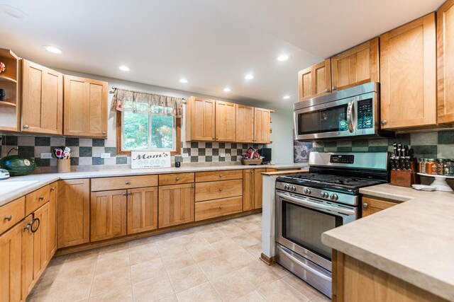 6N419 Forest Ave, Saint Charles, IL 60174 - photo 3