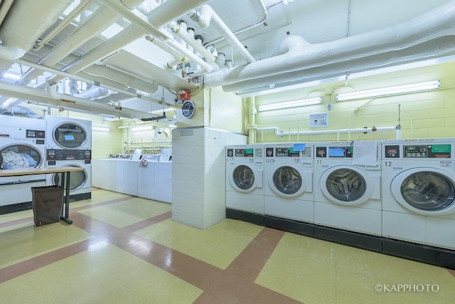 3600 N Lake Shore Dr Unit 1603, Chicago, IL 60613 - community laundry featuring stacked washer and clothes dryer and washer and dryer