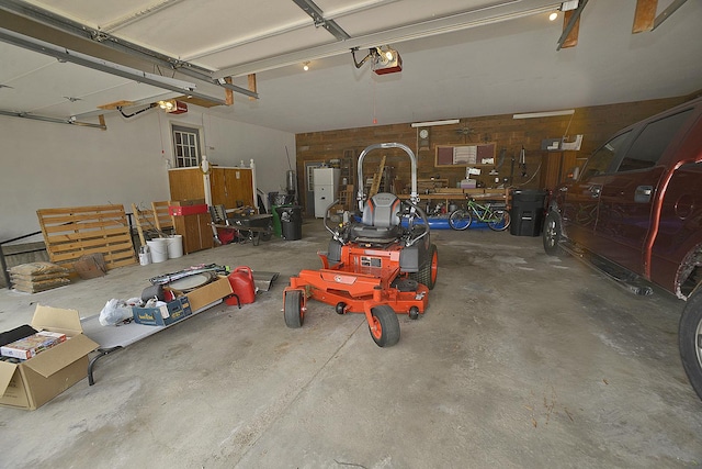 2098 N 15th Rd, Streator, IL 61364 - garage with a garage door opener