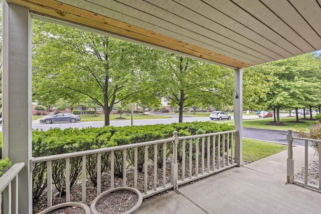 9810 Parkway Dr None, Unit None, Highland, IN 46322 - view of porch
