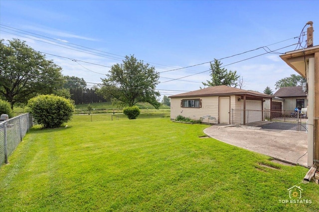 3604 Owl Dr, Rolling Meadows, IL 60008 - view of yard featuring an outdoor structure and a garage