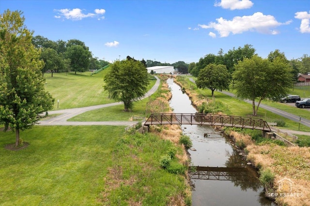 3604 Owl Dr, Rolling Meadows, IL 60008 - surrounding community featuring a water view and a yard