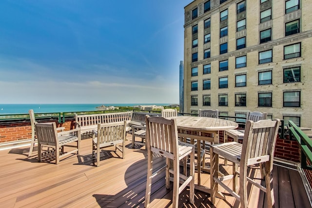 888 S Michigan Ave Unit 601, Chicago, IL 60605 - deck featuring a water view
