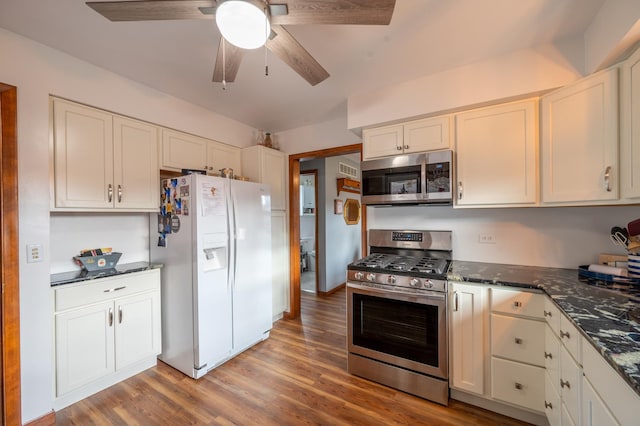 321 Cartwright Ln, Oregon, IL 61061 - kitchen with stainless steel appliances, light wood-style flooring, a ceiling fan, and white cabinetry