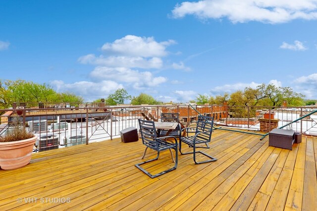 1114 W Pratt Blvd Unit 3S, Chicago, IL 60626 - view of wooden terrace