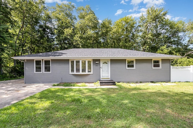 250 E 1st St, Braidwood, IL 60408 - photo 1
