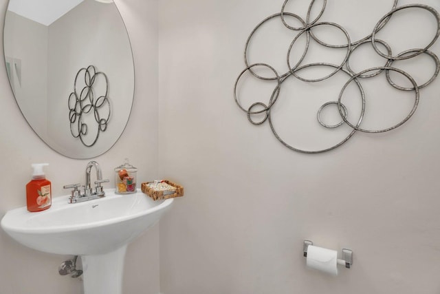 1106 Heron Cir, Joliet, IL 60431 - bathroom featuring a sink