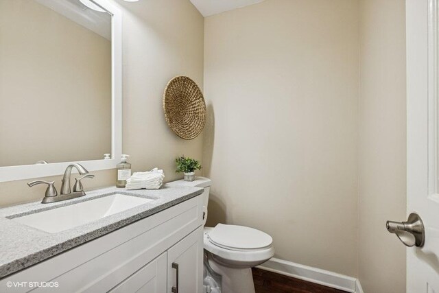 7536 Inverway Dr, Lakewood, IL 60014 - bathroom featuring vanity and wood finished floors