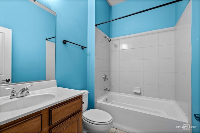 1920 Glenwood Cir Unit B, Sugar Grove, IL 60554 - full bathroom with toilet, vanity, and washtub / shower combination