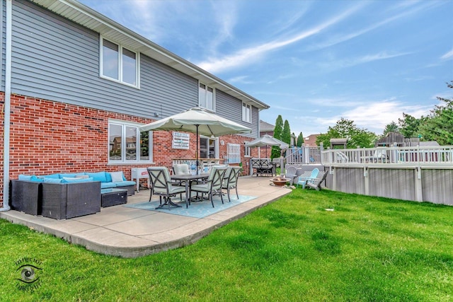 8456 Meadows Edge Trl, Tinley Park, IL 60487 - view of grassy yard featuring an outdoor hangout area and a patio
