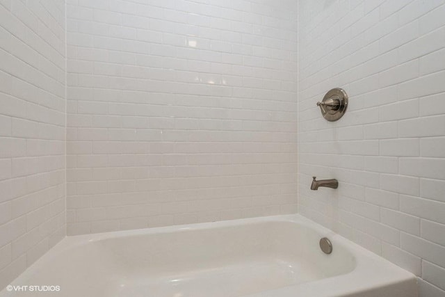 3411 W 59th St, Chicago, IL 60629 - view of bathroom