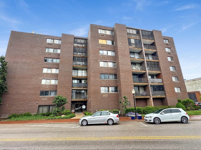 11 W Green St Unit 502, Bensenville, IL 60106 - view of apartment building / complex
