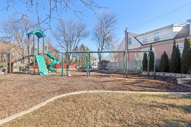 1280 White St, Des Plaines, IL 60018 - view of community play area