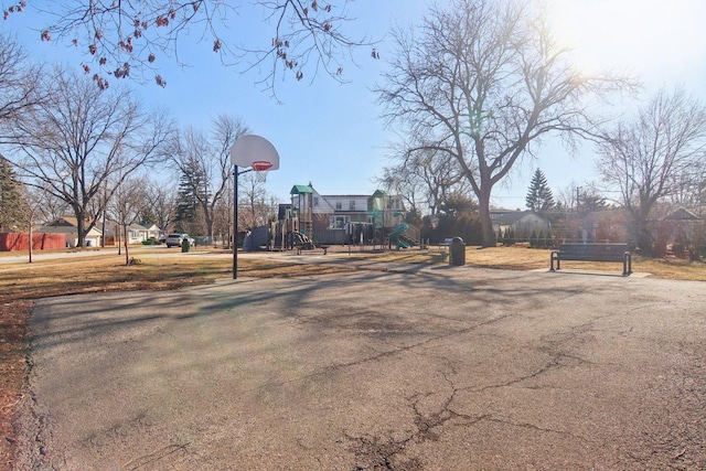 1280 White St, Des Plaines, IL 60018 - view of basketball court