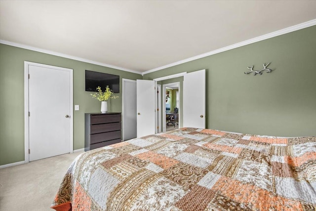 688 Regent Dr, Crystal Lake, IL 60014 - bedroom featuring carpet and ornamental molding